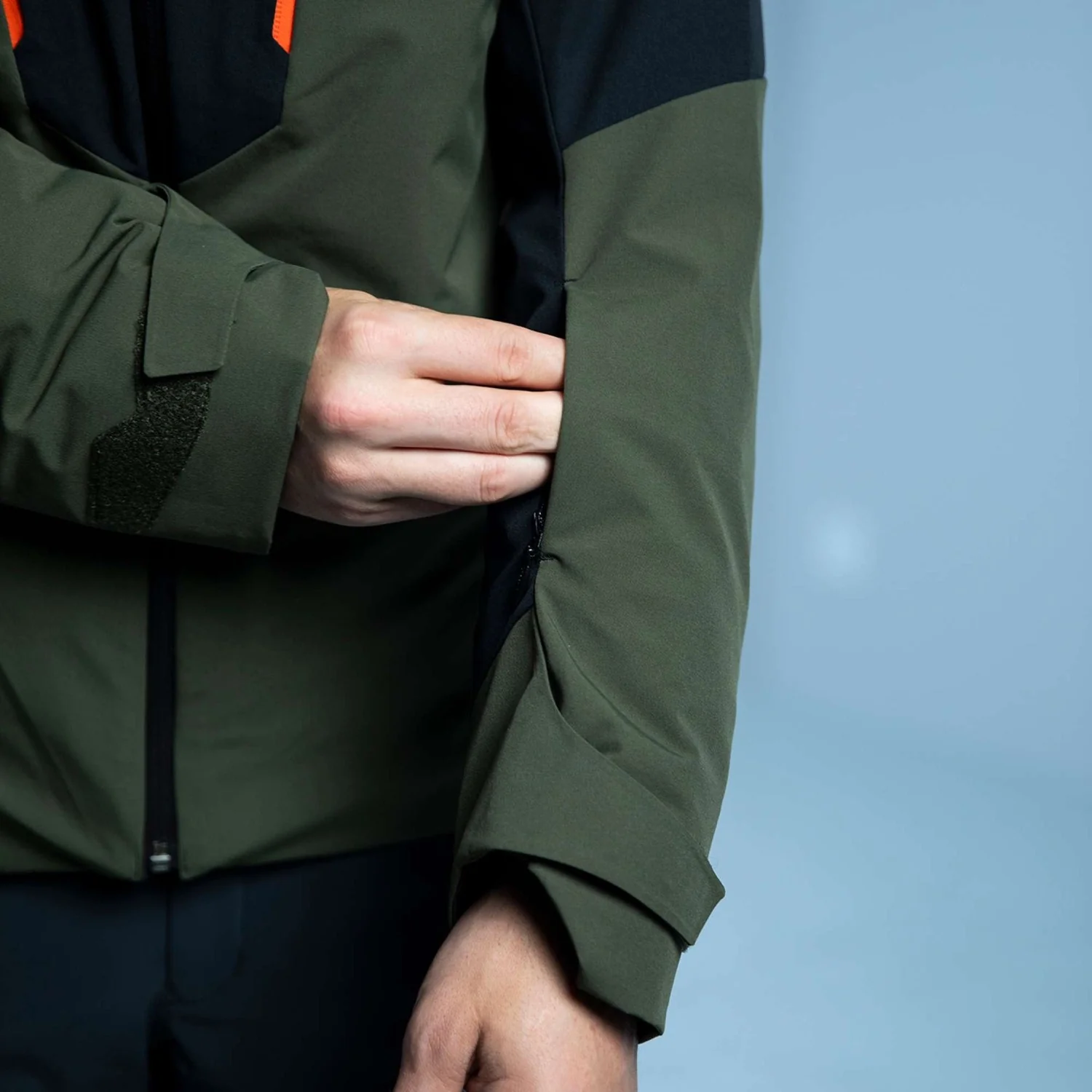 Descente Angular Line Mens Jacket 2026 - Image 3