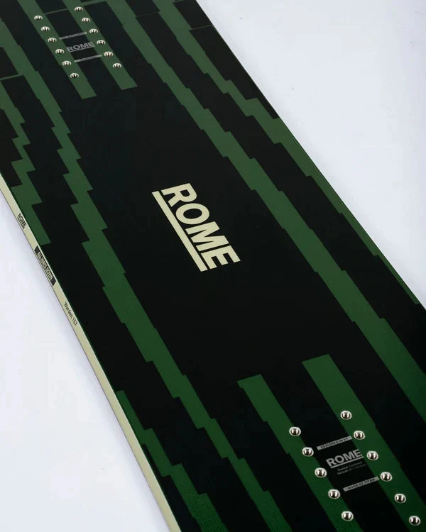 Rome Warden Snowboard 2026 With Rome United Bindings - Image 5
